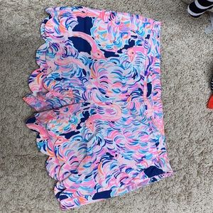 Lilly Pulitzer Magnolia Scalloped Shorts